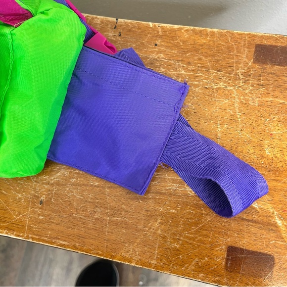 Seirus Vintage 1980s Vibrant Green Purple Fanny Pack Travel Bag Activewear Sport - Picture 10 of 12